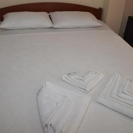 Tivoli Hotel