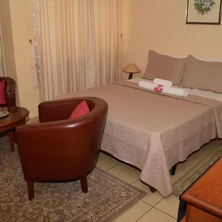 Tivoli Hotel