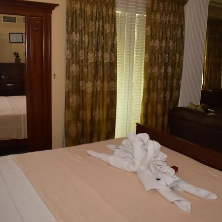 Tivoli Hotel