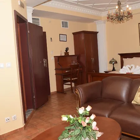 Tivoli 4*
