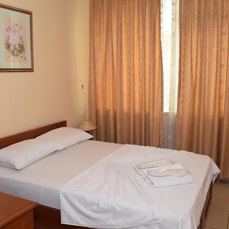 Tivoli 4*